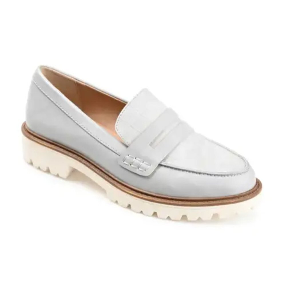 JOURNEE COLLECTION-- Kenly Comfort Foam Penny Loafer (Women)
